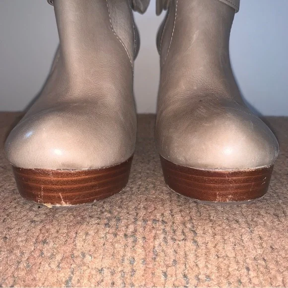Gianni Bini Tan Leather Ankle Booties Bows - Picture 6 of 14